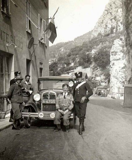N-4705 Bij de Italiaanse grens, 1931 (collectie I. Ramselaar-van der Meulen)