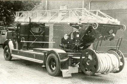 Ford (collectie brandweervoertuigenonline)