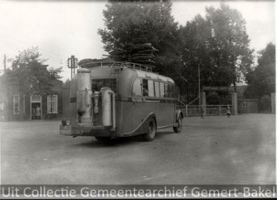 Bedford (Fotopersbureau Het Zuiden, collectie GA Gemert-Bakel))