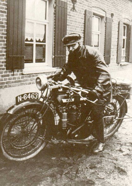 BSA (Collectie St. Het Uden-archief van Bressers)