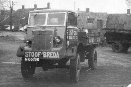 N-66789 Bedford (bron: Van Seumeren Mammoet Collectie)