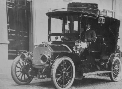 Waarschijnlijk Fiat (Bron: collectie A. Verbeek)