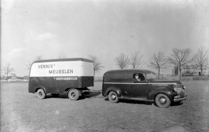 Chevrolet (foto: Fotopersbureau Het Zuiden; collectie Erfgoed 's-Hertogenbosch)