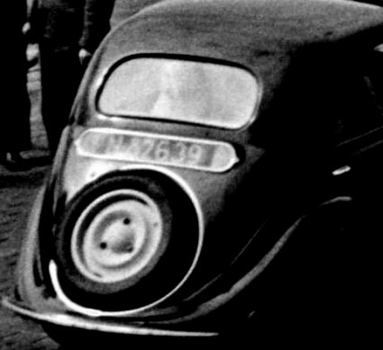 N-82639  Peugeot (foto: Fotopersbureau Het Zuiden; coll. BHIC)
