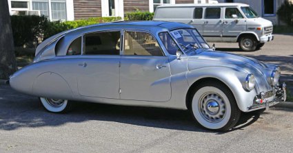 Tatra T87 (Foto: Mr. choppers. Bron: Wikimedia)