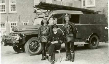 Ford F5 (collectie brandweervoertuigenonline)