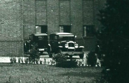 [aanvulling: Pontiac ; zie reactie hieronder. Redactie]N-9865 Bron: collectie Regionaal Archief Tilburg