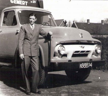 Ford (Bron: collectie W. van Heugten)