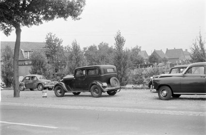 Renault (foto: D. Scholte; coll. Stadsarchief Oss)
