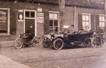 Harley-Davidson (coll. Heemkundekring Schijndel)