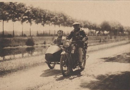 Harley-Davidson (bron: De Sport Illustratie, 27 juli 1921)
