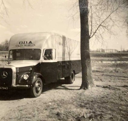 Mercedes (coll. P. v. Schijndel)