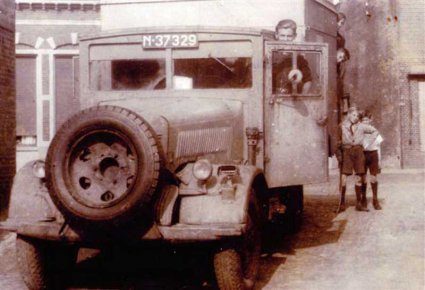 N-37329 Opel Blitz (bron: Oudedaf.nl)