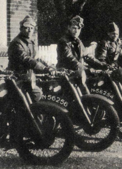 N-56254 Bron: Dagboek van een motor-ordonnans