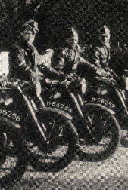 N-56257 Bron: Dagboek van een motor-ordonnans