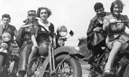 Harley-Davidson (coll. A. van Hoorn)