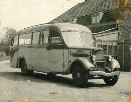 N-14549 Diamond T (Foto Duppen, Gemert, collectie De Wit Reizen Gemert)