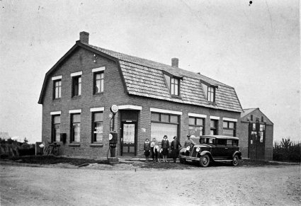 Renault (bron: coll. St. De Oude Schoenendoos)