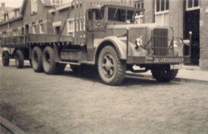 Mack (bron: Stichting Eindhoven in Beeld)