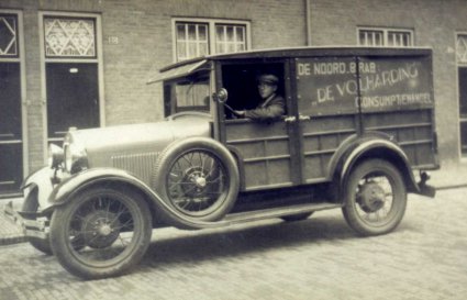 N-23844 Ford (coll. H. Verkooijen)