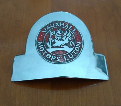 'Badge' van de Vauxhall (foto: F. Thijssen)