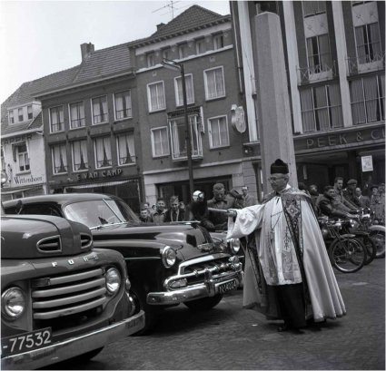 N-29939 Foto: "Foto Visie", Frans van Mierlo te Eindhoven (RHC Eindhoven)