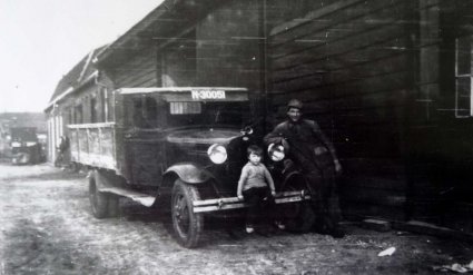 Ford AA (Bron: collectie Heemkunde Stevensbeek 50)