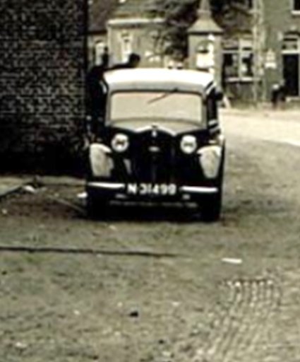[aanvulling: DKW F-serie ; zie reactie hieronder. Redactie]N-31499 Bron: coll. HKK "De Kommanderij Gemert"