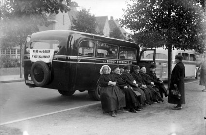 Studebaker (foto: Fotopersbureau Het Zuiden; coll. Erfgoed 's-Hertogenbosch)