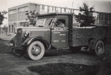 Ford (coll. W. Pullens)