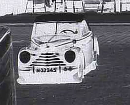 Skoda (Detail (negatief) van foto 1)