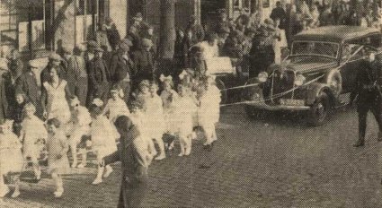 Plymouth (Bron: De Courant - Het Nieuws van den Dag, 27 feb. 1935)