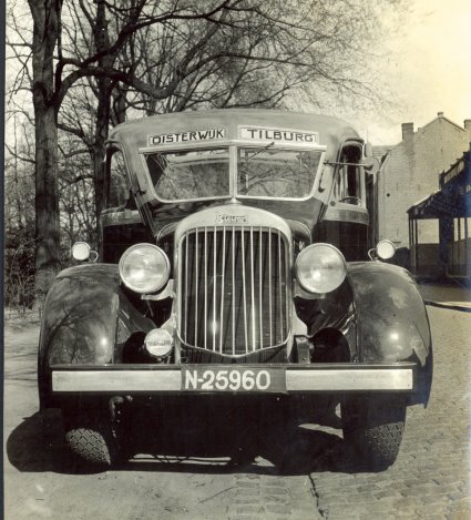 N-38021 Stewart autobus (Collectie familie Smulders / Krelis Swaans)