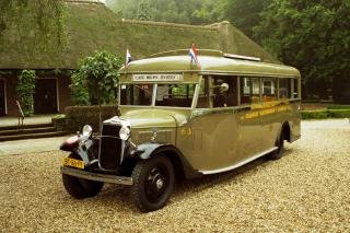 Ford (foto: Wim Vink. Coll. St. Veteraan Autobussen)