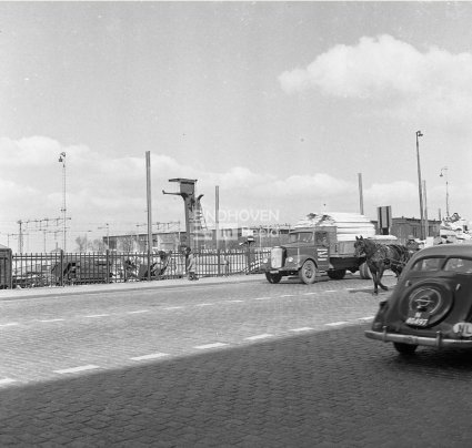 Opel (bron: coll. St. Eindhoven in Beeld)