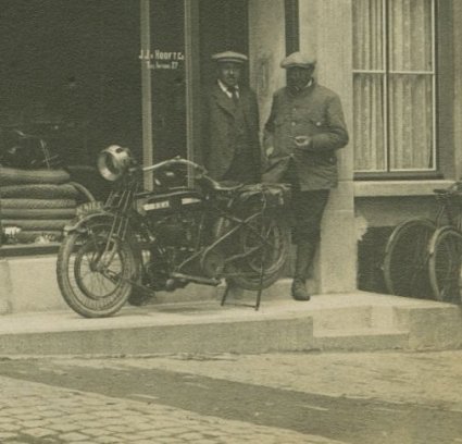 BSA motorfiets (bron: Zeeuws Archief, Fotoarchief J. Torbijn, Goes)