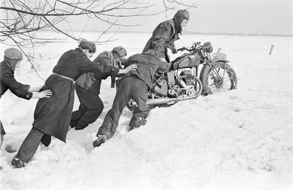 Royal Enfield (foto: D. Scholte; coll. Stadsarchief Oss)
