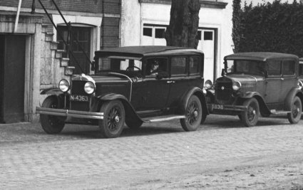 N-4363 Studebaker? (foto: Fotopersbureau Het Zuiden; coll. BHIC)