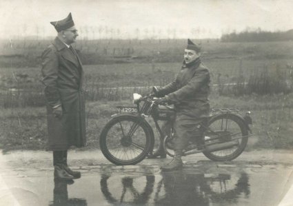 N-42936 Motor uit 1939 (familiearchief MJHWC van den Nieuwenhof