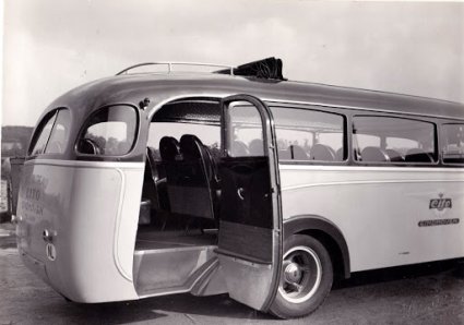 Diamond T (bron: Transport-History.com)