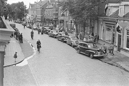 Peugeot (foto: D. Scholte; coll. Stadsarchief Oss)