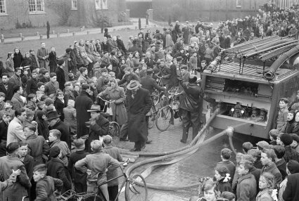 Ford V8 (Foto: Daan Scholte. Bron: coll. Stadsarchief Oss)