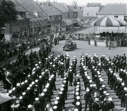 Vauxhall (Foto: Daan Scholte, coll. Stadsarchief Oss)