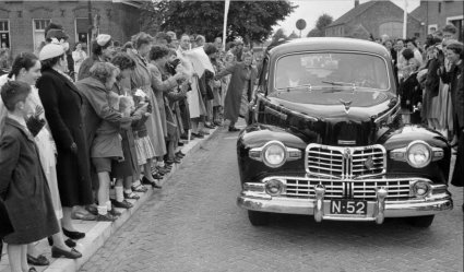 Lincoln Continental (bron: DE Osse Bende; Facebook)