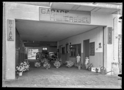 Renault (foto: Firma Schreurs; coll. Stadsarchief Breda)