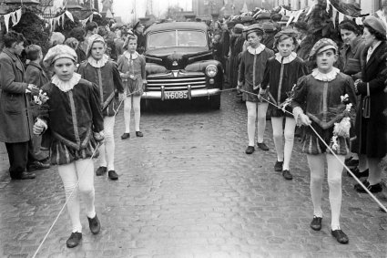 Ford, model 1948 (foto: Daan Scholte, bron: collectie Stadsarchief Oss)