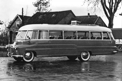 N-61164 Guy (collectie NCAD, Verzameling S.O. de Raadt)