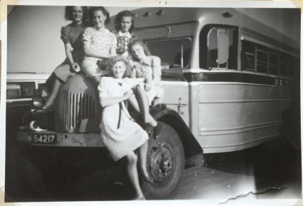 UTE(White)-Carpenter (bron: coll. fam. Hopmans, Fijnaart)