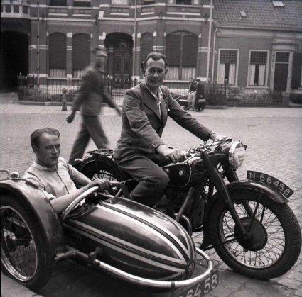 BMW (foto:Schmidlin. Bron: Regionaal Archief Tilburg)