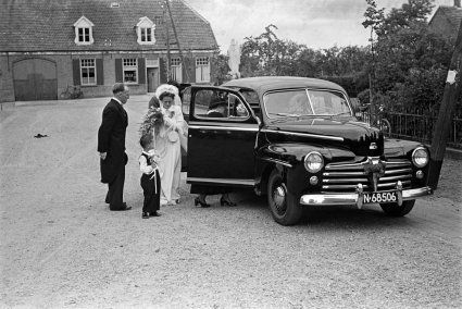 Ford (foto: Daan Scholte, bron: collectie Stadsarchief Oss)